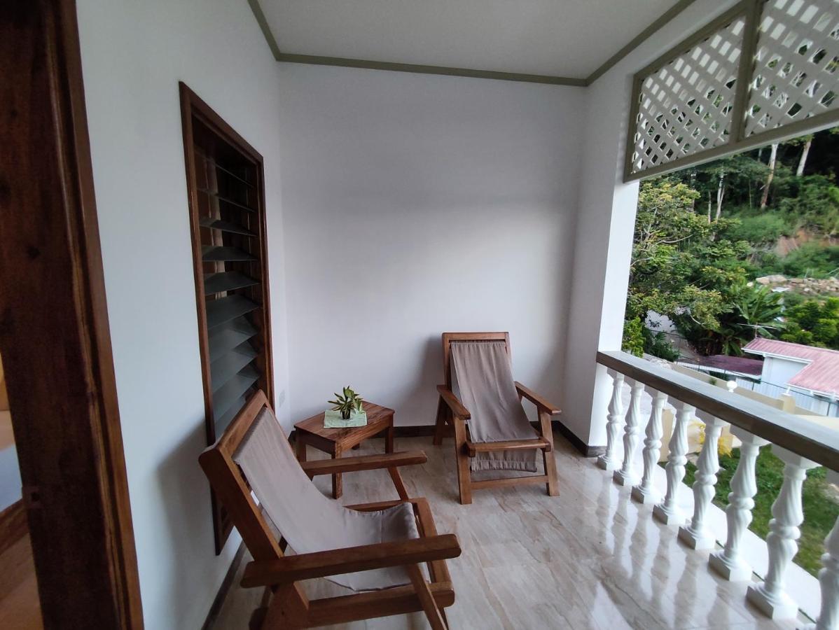 La Residence D'Almee Guesthouse Baie Sainte Anne Ngoại thất bức ảnh